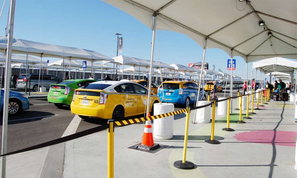 Taxi services at Los Angeles International Airport LAX